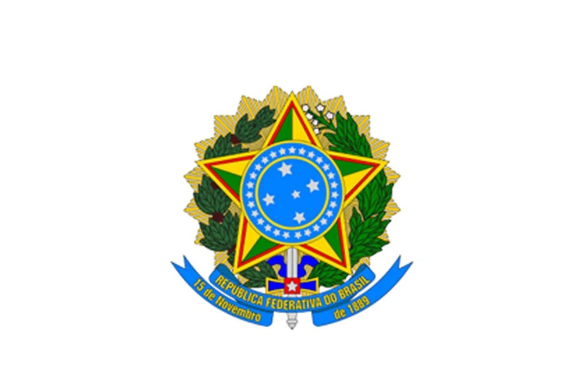 Nova carta traz grafia correta e o título "República Federativa do Brasil"