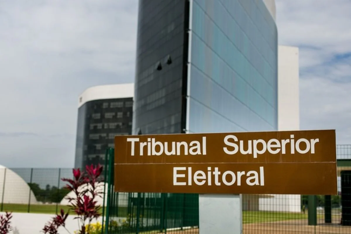 TSE determinou que Meta e X apresentem relatórios a cada  horas