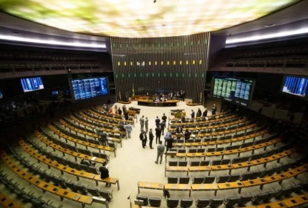 O PL terá a maior bancada da Câmara em 2027, com 121 deputados O PL terá a maior bancada da Câmara em 2027, com 121 deputados