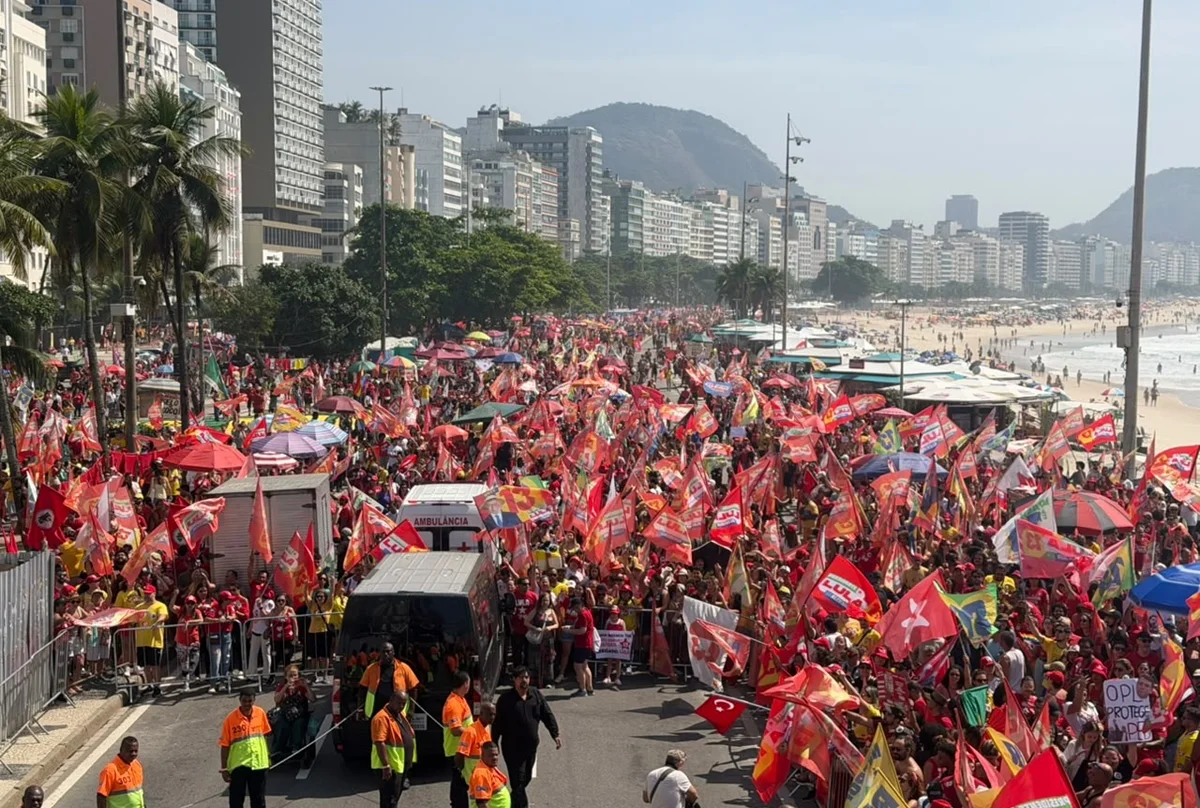Ato em apoio ao presidente Luiz Inácio Lula da Silva (PT) Ato em apoio ao presidente Luiz Inácio Lula da Silva (PT)