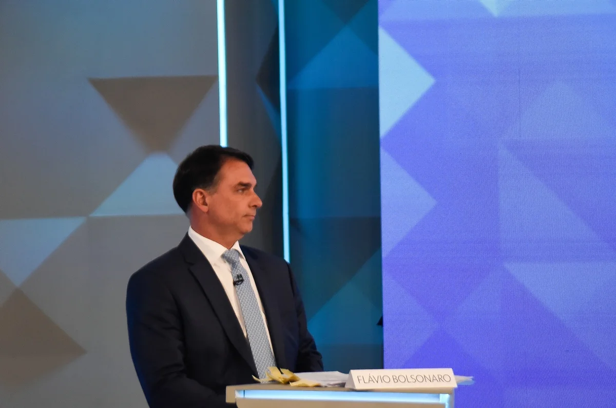 Lula e Flávio no debate da Globo