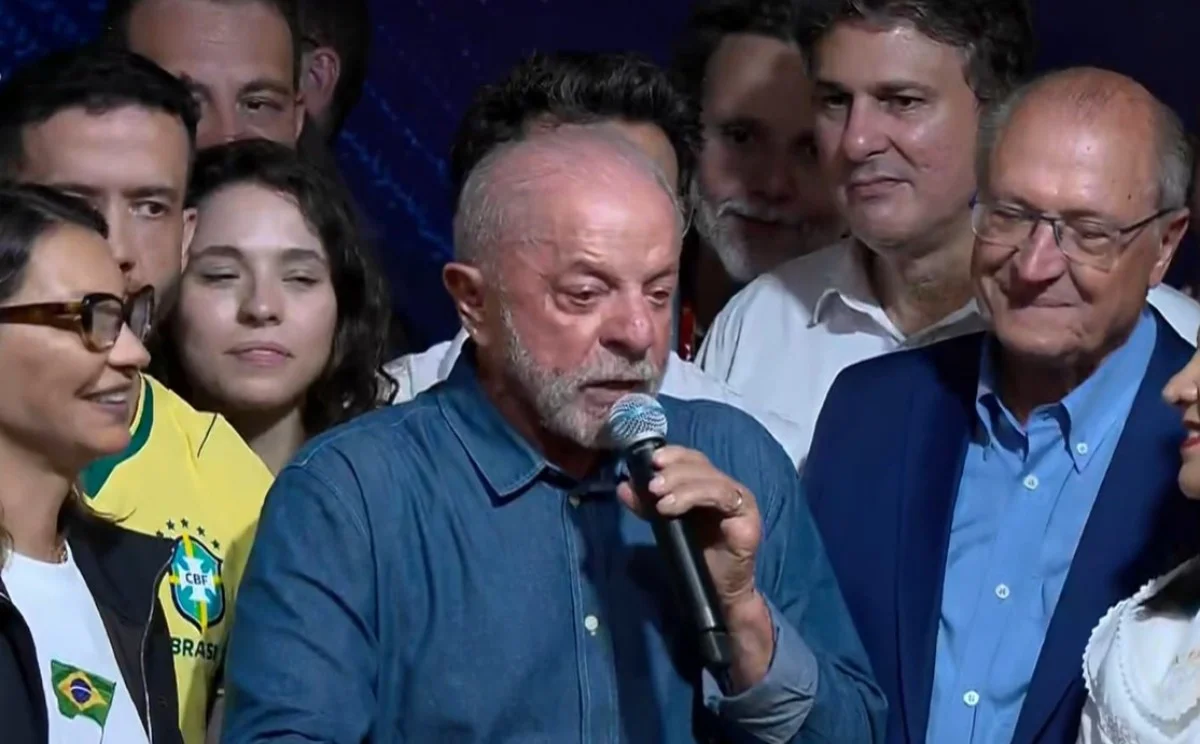 Presidente Lula foi reeleito neste domingo
